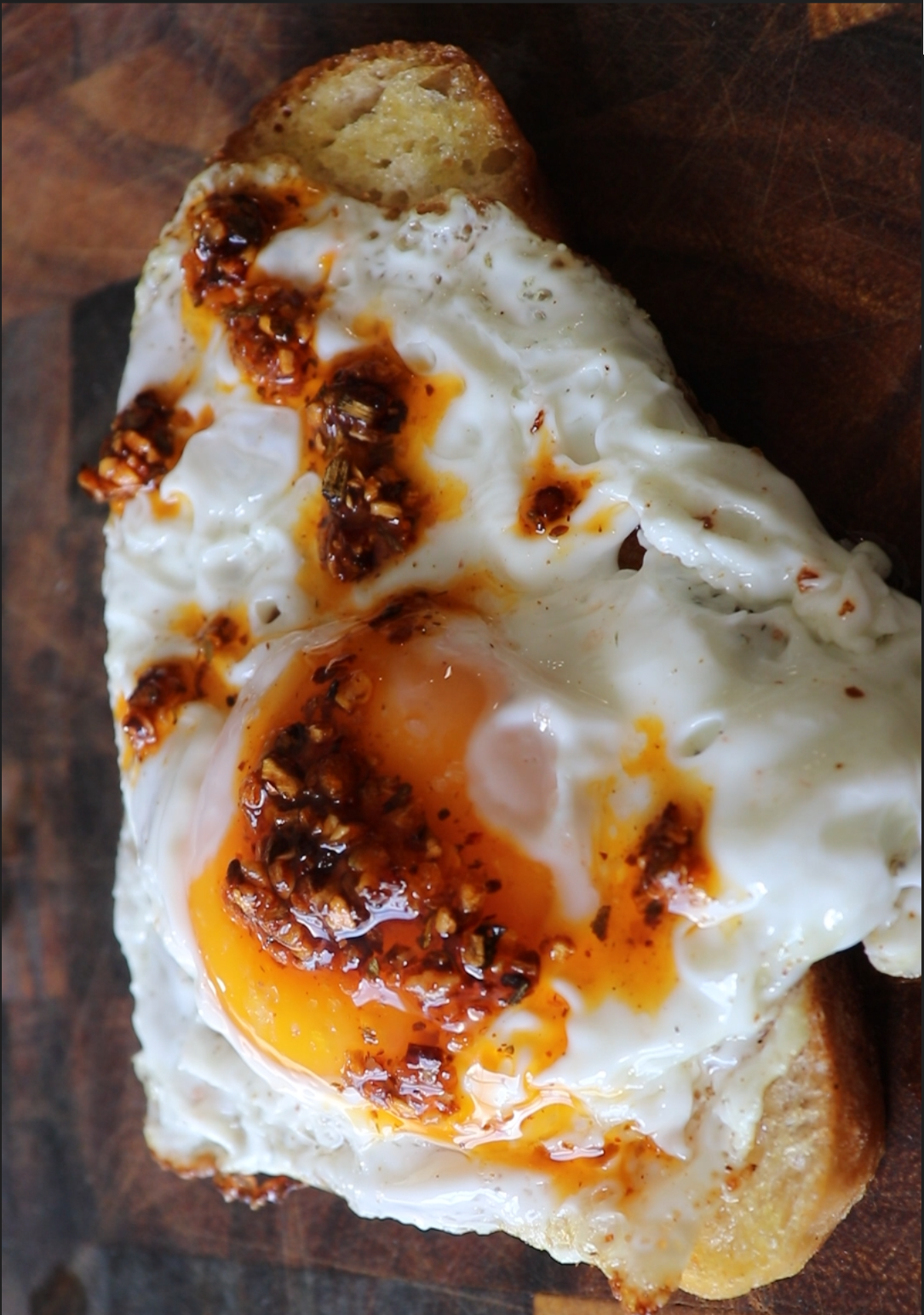 Kam's Garlic Chili Crunch